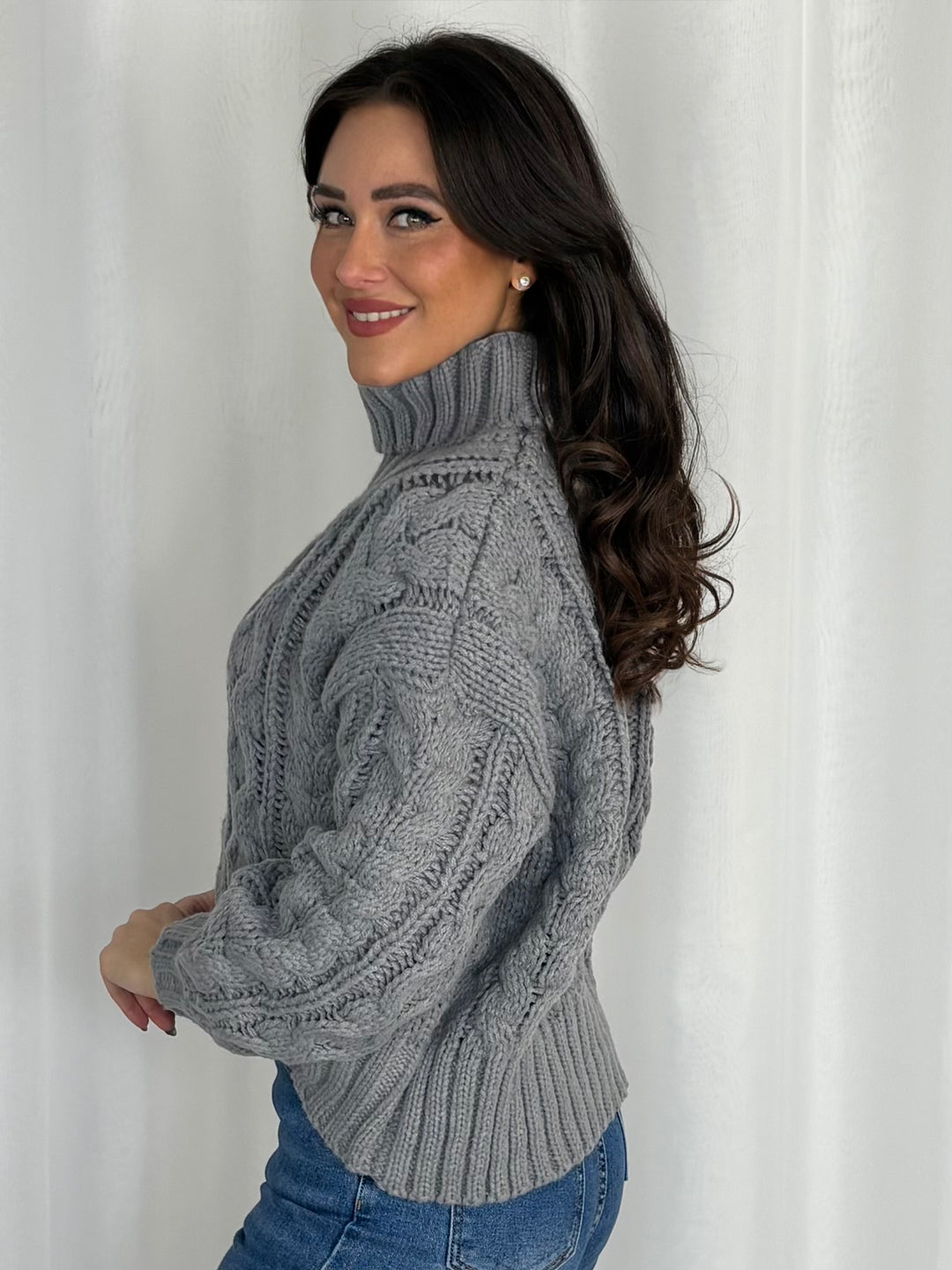 Chunky Cable Knit Roll Neck Jumper (4 Colours)