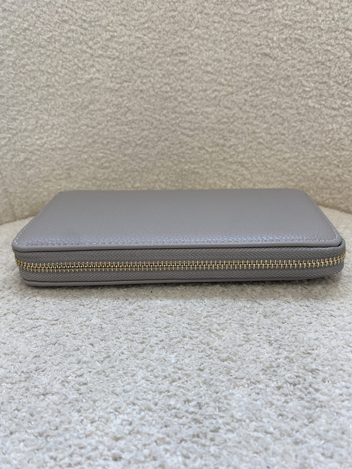 Pale Grey Zip Up Purse