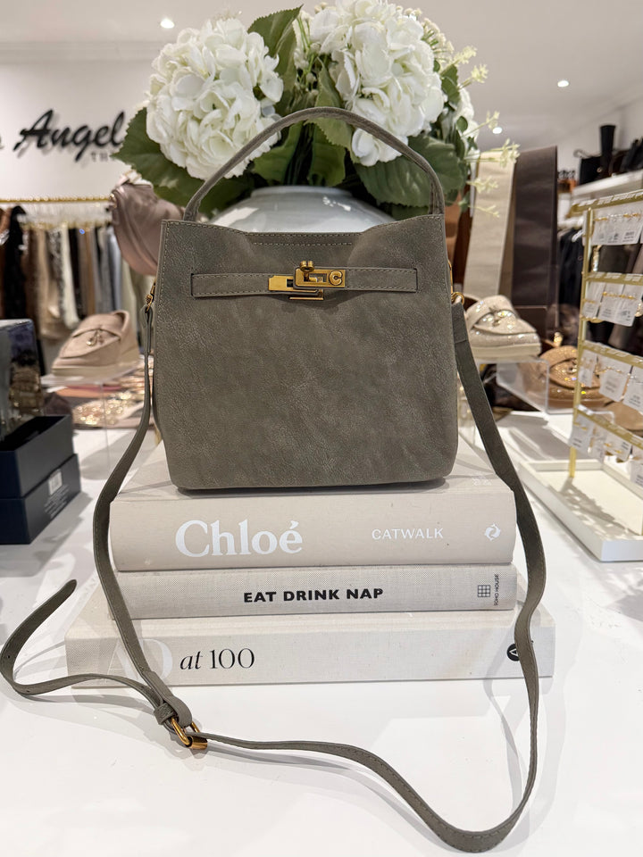 Gold Clasp Slouch Shoulder Bag (5 Colours)
