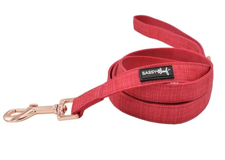 crimson (red) rope lead